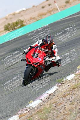 media/Oct-15-2022-TrackXperience (Sat) [[8f70b8b0be]]/Group 2/session 4 turn 1/